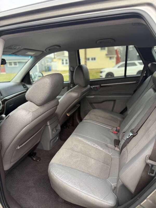 2011 Hyundai Santa Fe SE