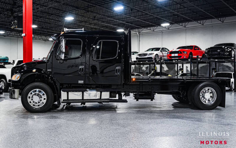 2005 Freightliner M2 106