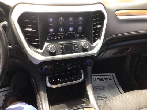 2020 GMC Acadia SLE