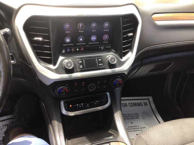 2020 GMC Acadia SLE
