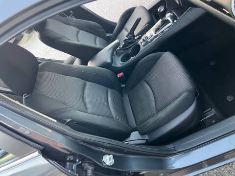 2015 Mazda MAZDA3 i Touring