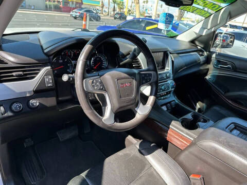 2017 GMC Yukon XL SLT