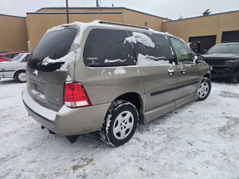 2006 Ford Freestar SE
