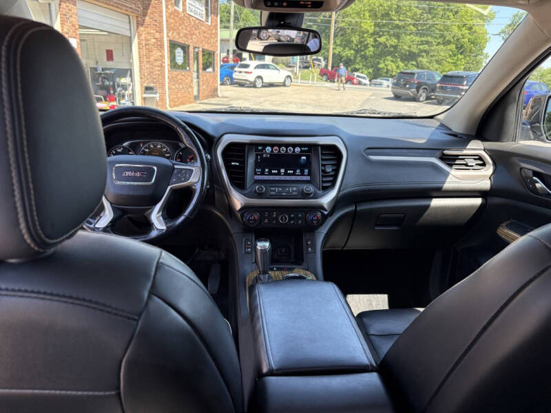 2019 GMC Acadia Denali