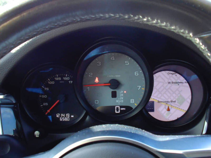 2017 Porsche Macan S