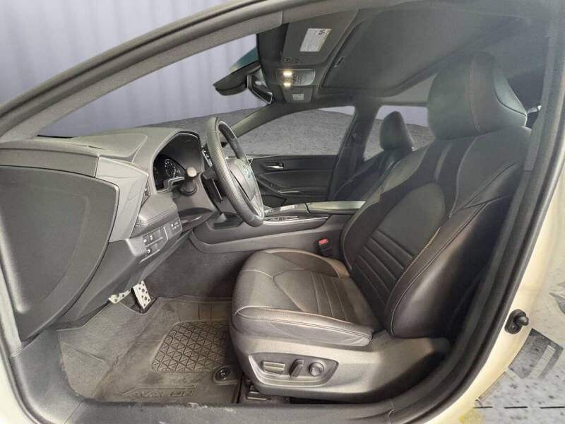 2022 Toyota Avalon Hybrid XSE Nightshade