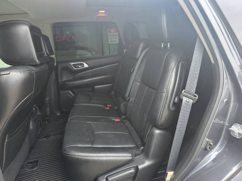 2014 Nissan Pathfinder Platinum