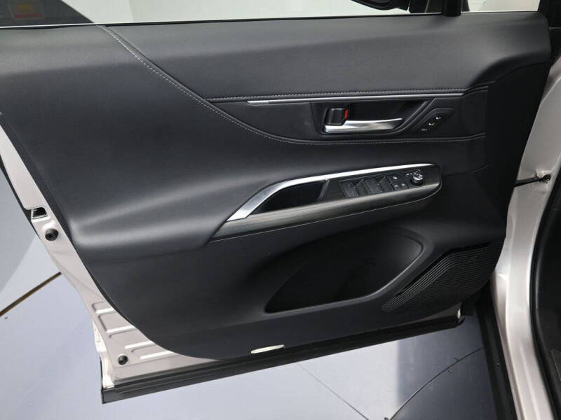 2021 Toyota Venza XLE