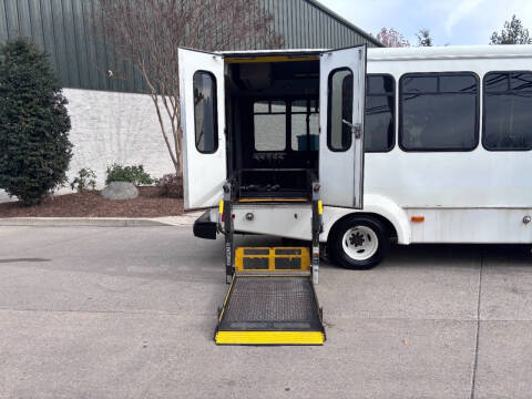 2014 Ford E-Series E-350 SD