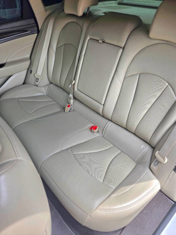 2017 Buick LaCrosse Premium