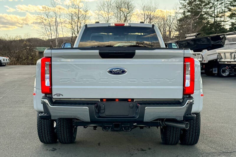 2026 Ford F-350 Super Duty XLT