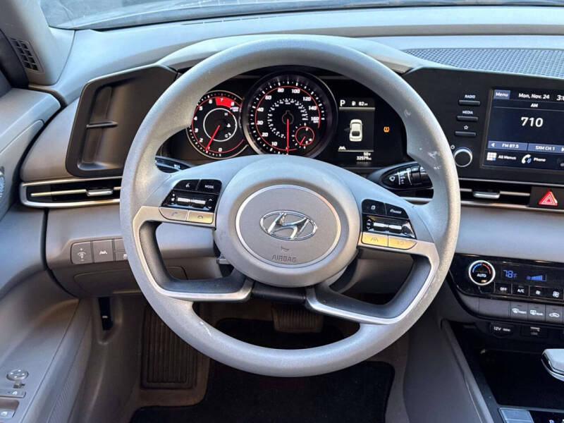 2023 Hyundai Elantra