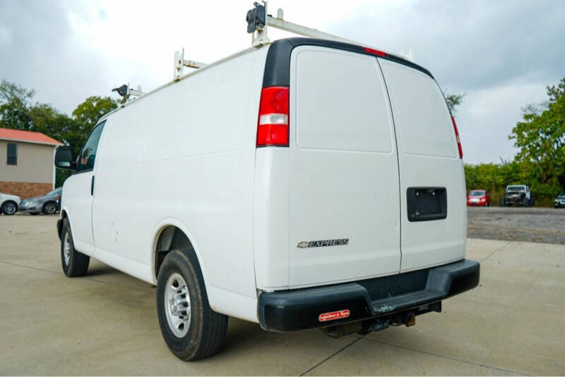 2019 Chevrolet Express 2500