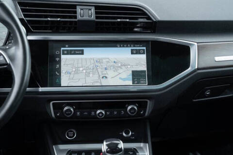 2022 Audi Q3 quattro S line Prem Plus 45 TFSI