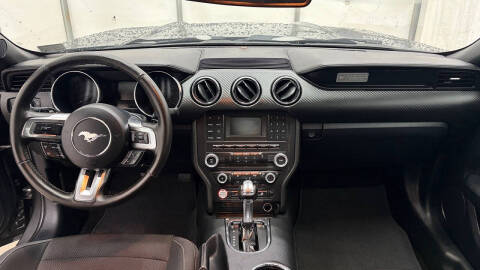 2015 Ford Mustang V6
