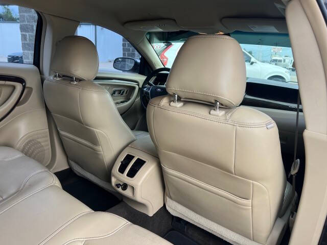 2014 Ford Taurus Limited
