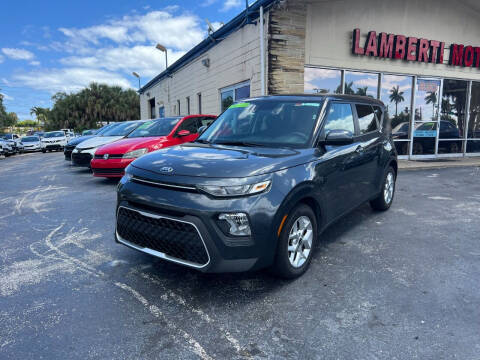 2021 Kia Soul for sale at Lamberti Auto Collection in Plantation FL