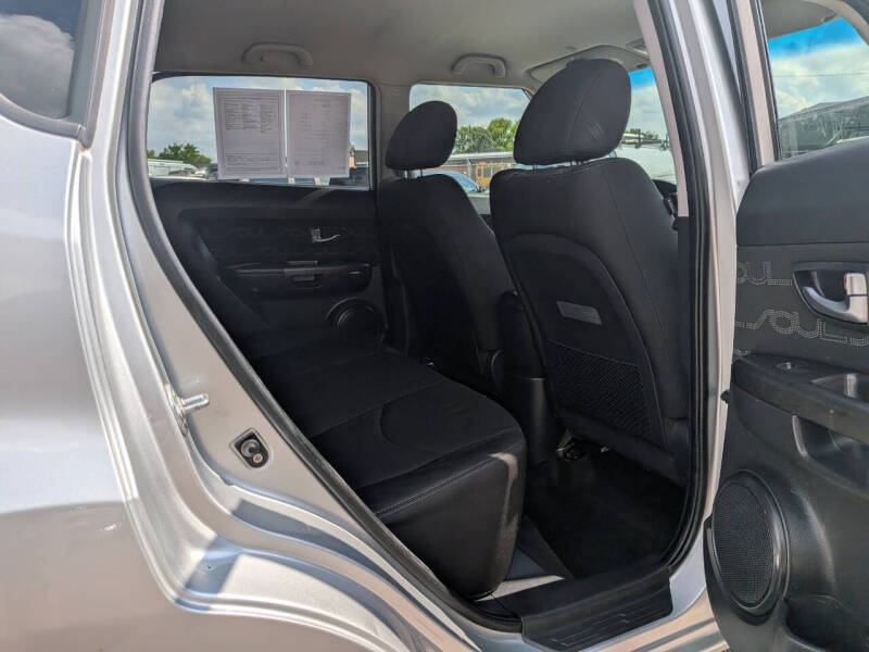 2013 Kia Soul +