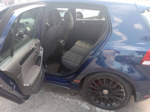 2011 Volkswagen GTI Base PZEV