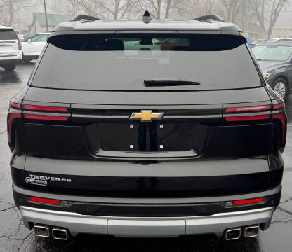 2025 Chevrolet Traverse LT