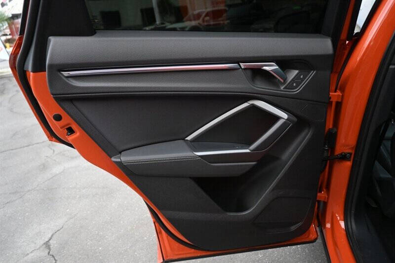 2021 Audi Q3 quattro S line Prem Plus 45 TFSI