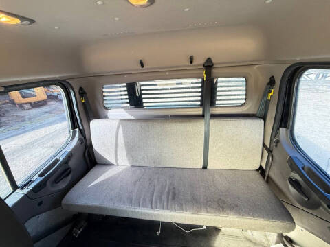 2021 Freightliner M2 106