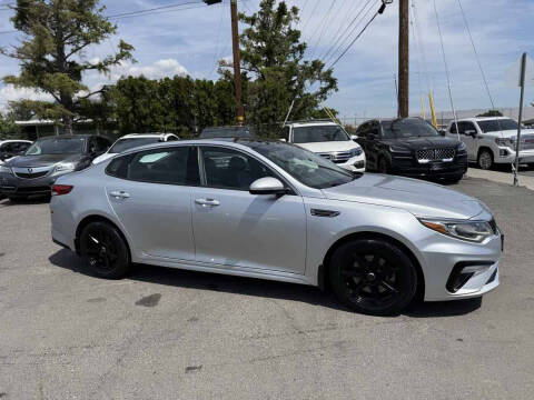 2019 Kia Optima EX