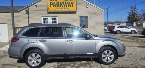 2011 Subaru Outback for sale at Parkway Motors in Springfield IL