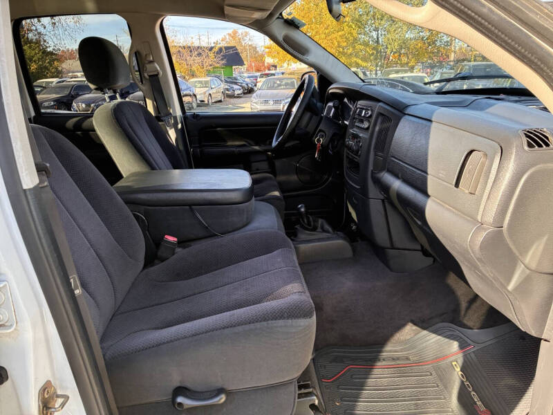 2004 Dodge Ram 1500 SLT