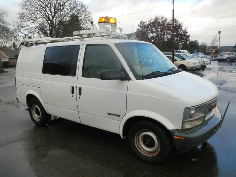 2000 GMC Safari Cargo for sale at Sinaloa Auto Sales in Salem OR