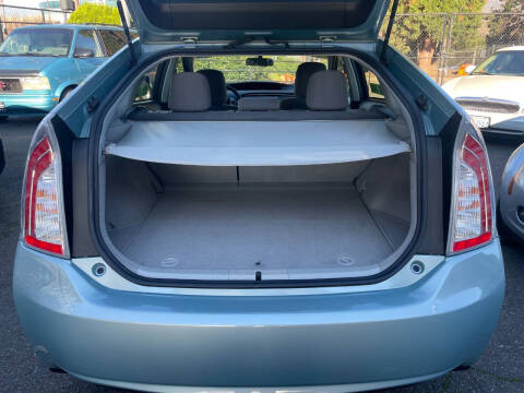 2014 Toyota Prius Two