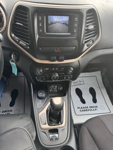 2017 Jeep Cherokee Latitude