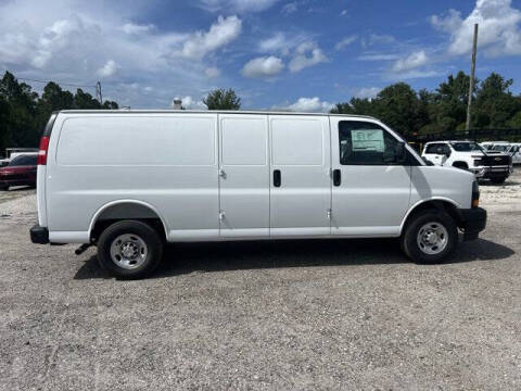 2025 Chevrolet Express 2500