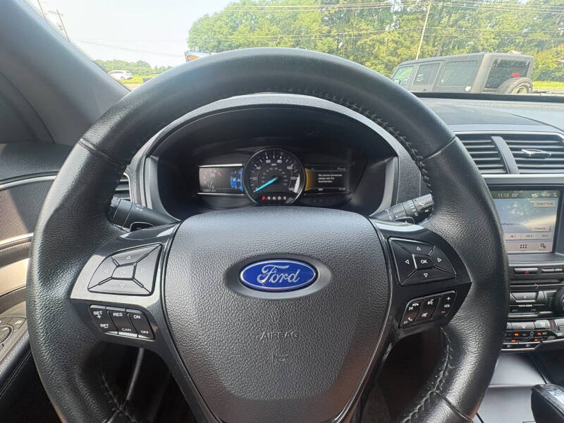 2017 Ford Explorer XLT