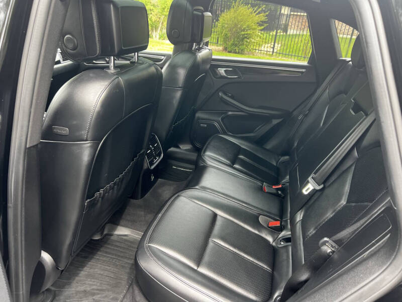 2018 Porsche Macan