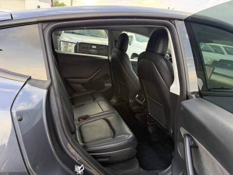 2023 Tesla Model Y Long Range
