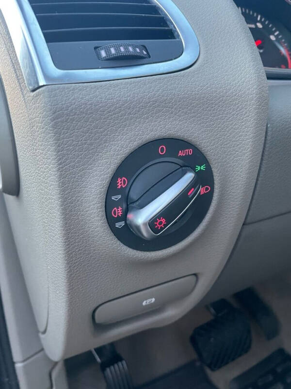 2011 Audi Q7 3.0T quattro Premium Plus