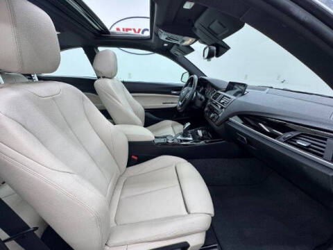 2017 BMW 2 Series 230i