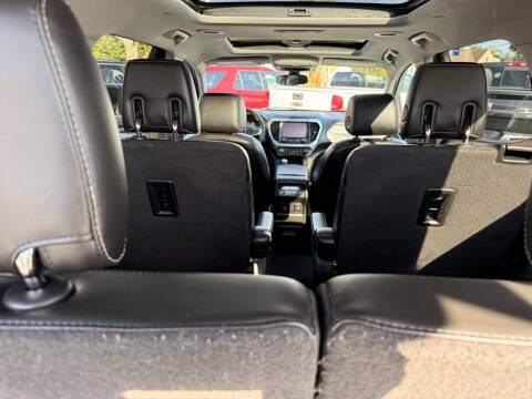 2017 GMC Acadia SLT-1