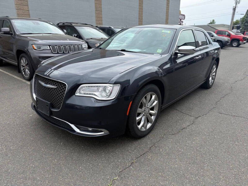 2017 Chrysler 300 C