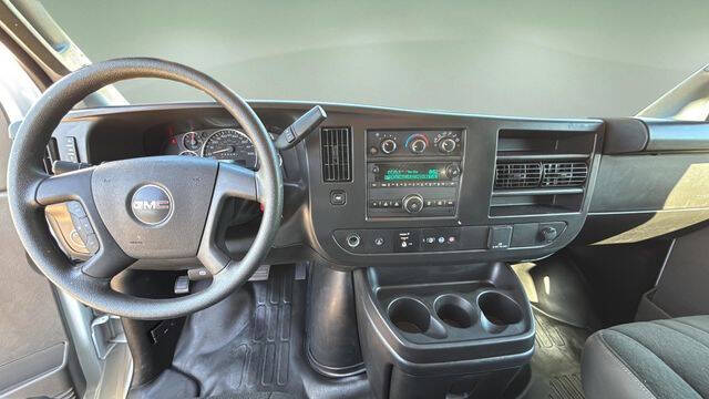 2024 GMC Savana 2500