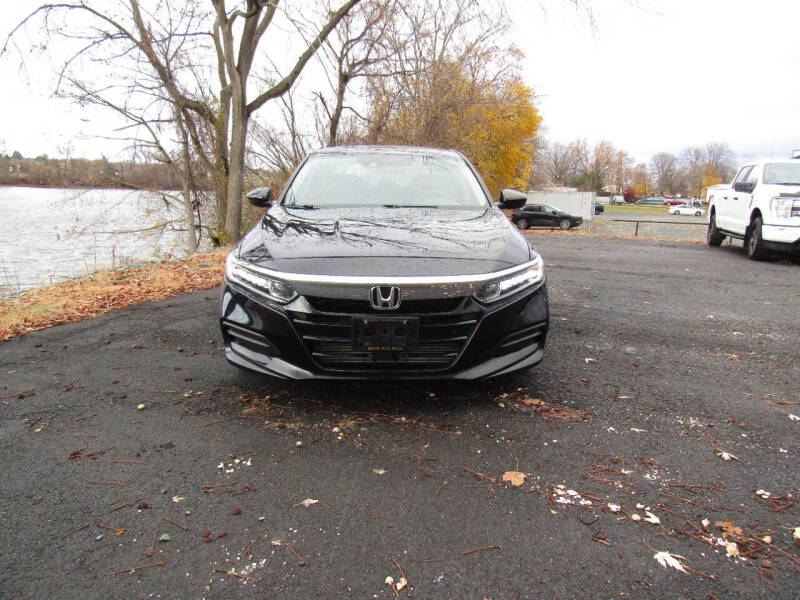 2018 Honda Accord LX photo 11