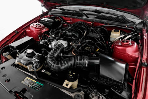 2005 Ford Mustang V6 Deluxe