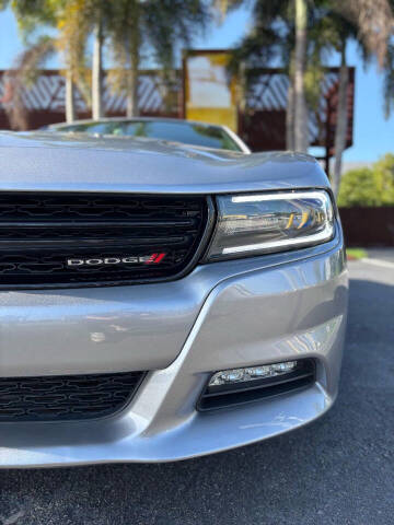2016 Dodge Charger SXT