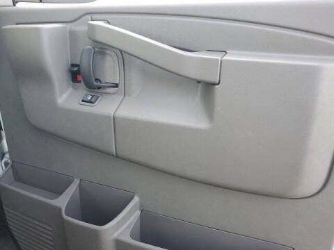 2023 Chevrolet Express LS 3500