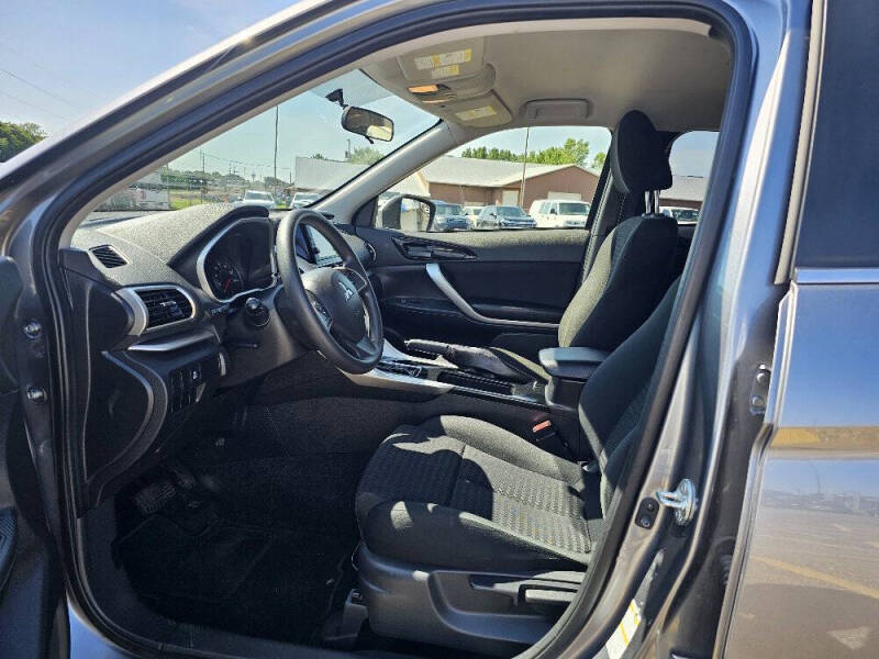 2020 Mitsubishi Eclipse Cross ES