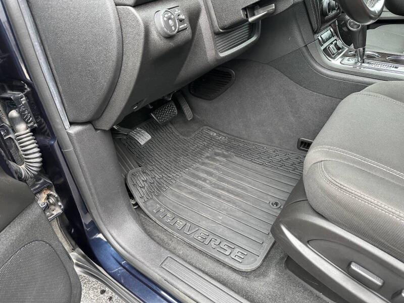 2016 Chevrolet Traverse LT