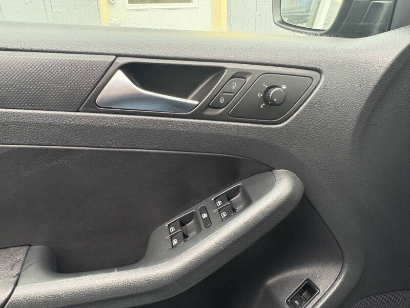 2011 Volkswagen Jetta SE PZEV