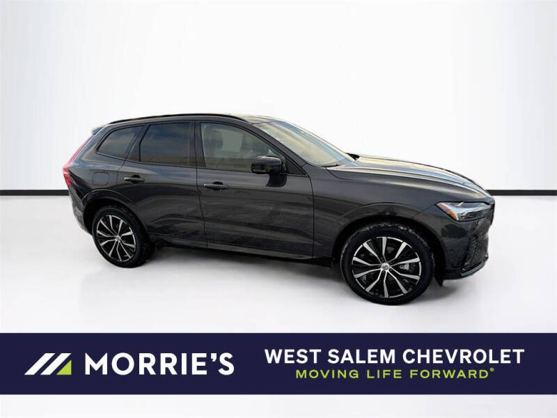 2025 Volvo XC60 B5 Plus Dark Theme