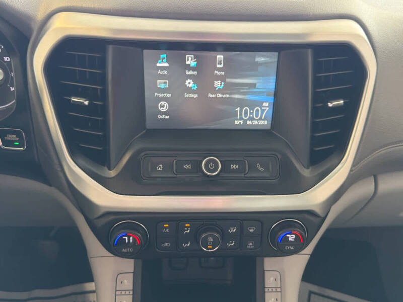 2017 GMC Acadia SLE-2